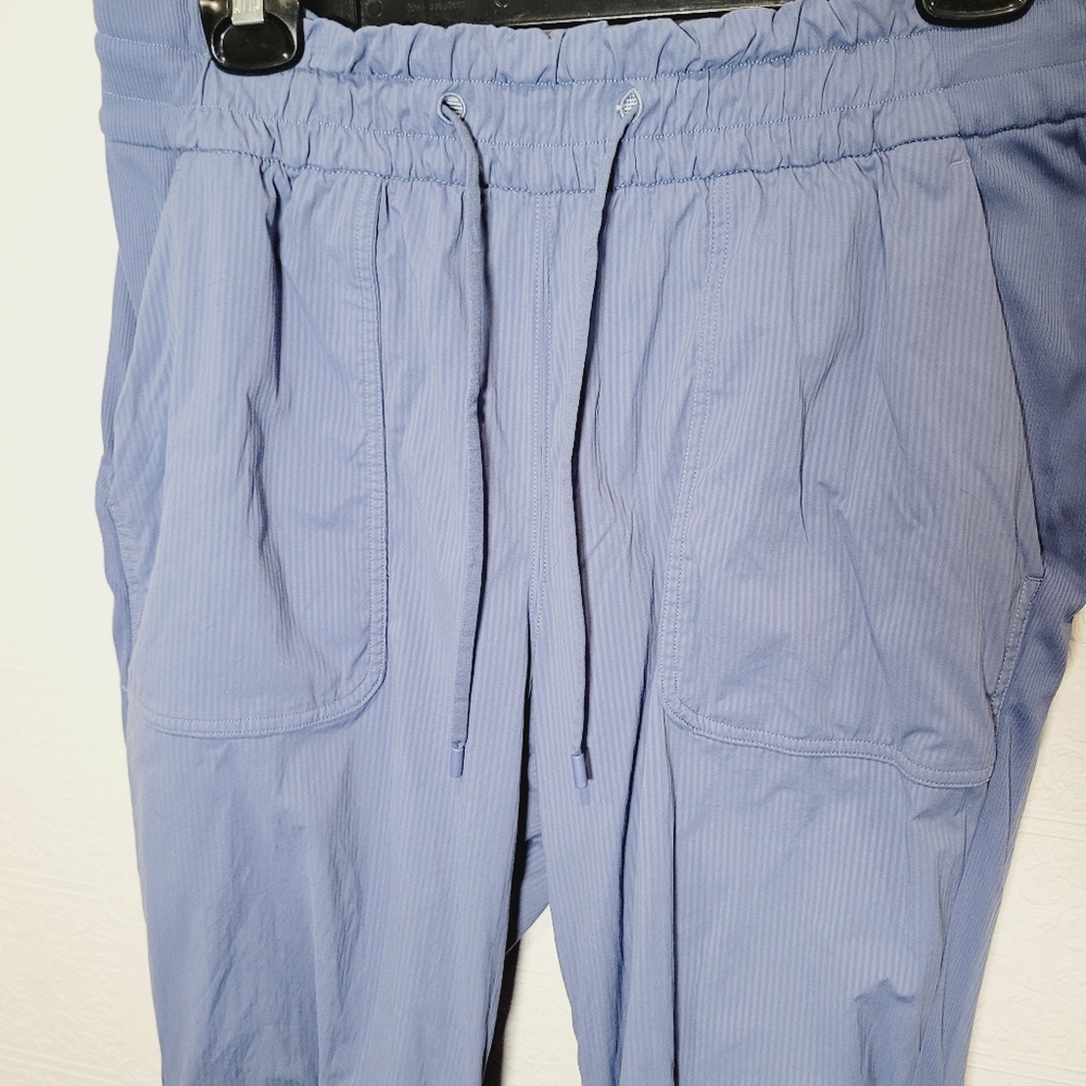 Lululemon Beyond the Studio Jogger Water Drop size 12 - Picture 3 of 10